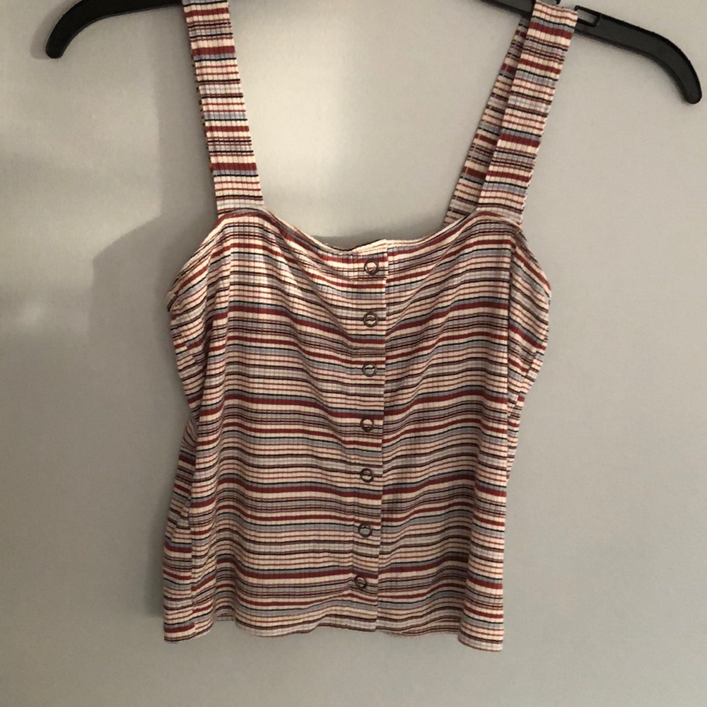 cropped tank top